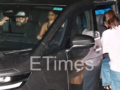 Abhishek Bachchan steps out with rumoured couple Agastya Nanda and Suhana Khan along with Navya Naveli Nanda | Hindi Movie News - Times of India