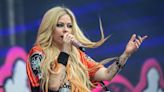 Avril Lavigne: la conspiración, la desaparición y el renacer de la estrella que relató la rebeldía de la generación millennial