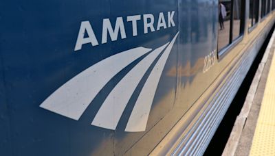 Amtrak service into and out of New York City disrupted for a second day