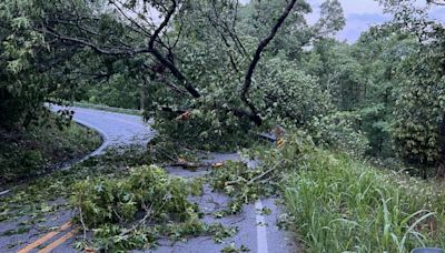 Over 100K without power following storms in north Arkansas