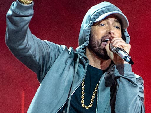 Eminem fans left outraged as rapper delays releasing new song Tobey