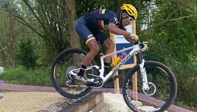 Diego Arias, lejos de la medalla en el ciclismo de montaña