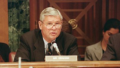 Bob Graham, former Florida governor, US senator, dead at 87