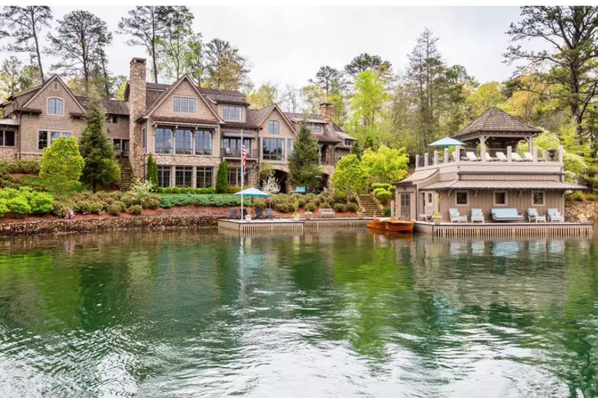 PICTURES: See Inside Country Stars' Most Breathtaking Waterfront Homes — No. 2 Is Incredible!