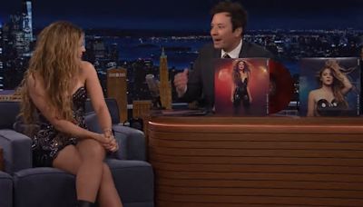 Shakira revela en Jimmy Fallon que Gerard Piqué frenaba su carrera: "Ahora soy libre"