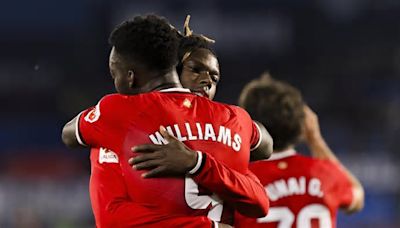 Iñaki Williams bromea con su hermano: «Ha servido echarle la bronca a Nico»