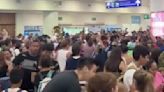 Video: ¡Hasta con banda! Así el 'Cielito Lindo' en Aeropuerto de Cancún por falla de Microsoft