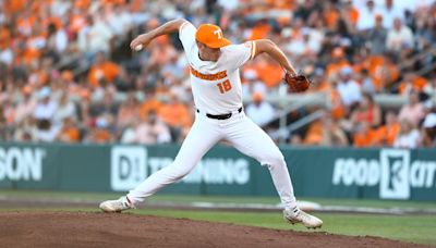 No. 1 Tennessee tops Northern Kentucky in opening game of NCAA Tournament Regional, 9-3