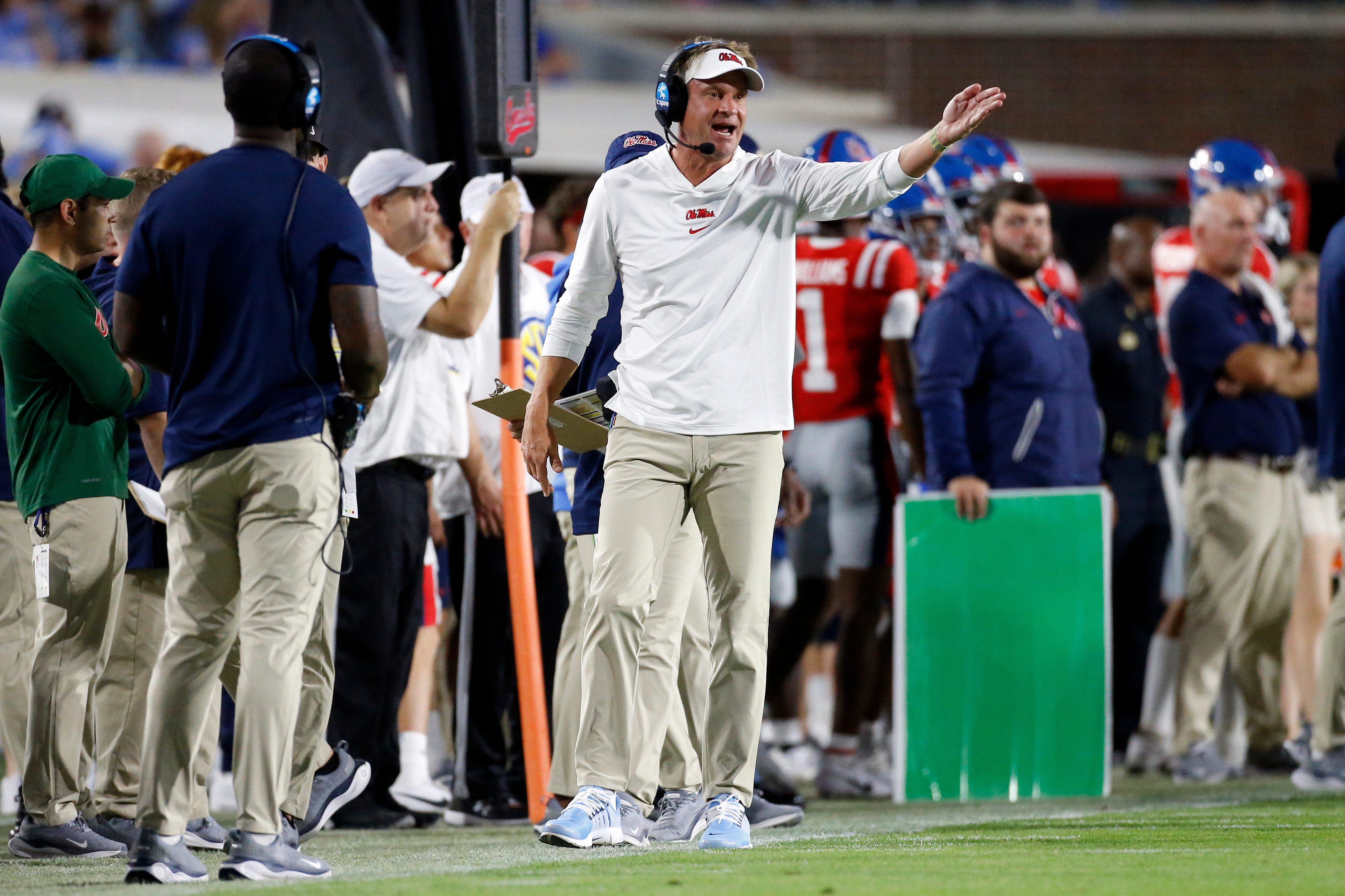 Ole Miss football offensive line harbors questions, but Lane Kiffin sees clear progress