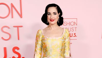 Dita Von Teese cierra el show de Alexis Mabille en París