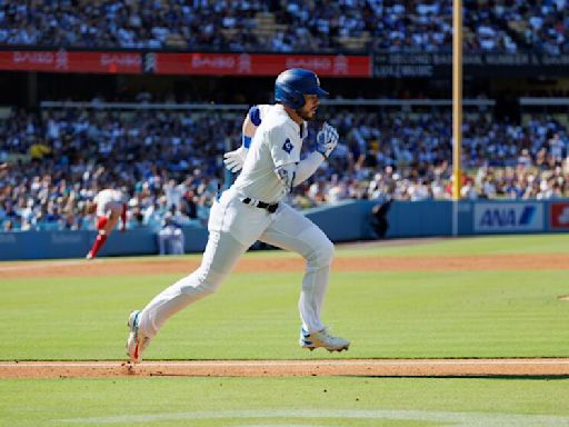 Gavin Lux stays hot — and starts changing the narrative — as Dodgers sweep Red Sox