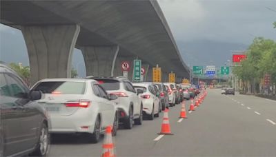 中秋節前假日國道車多 國5北向下午3點起「高乘載管制」