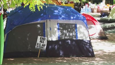 Estudiantes instalan campamentos en la Universidad Estatal de Sacramento: estas son sus demandas
