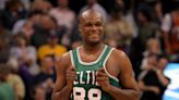On this day: Antoine Walker goes for career-high 49; Day, Marquis Daniels, Todd Day born