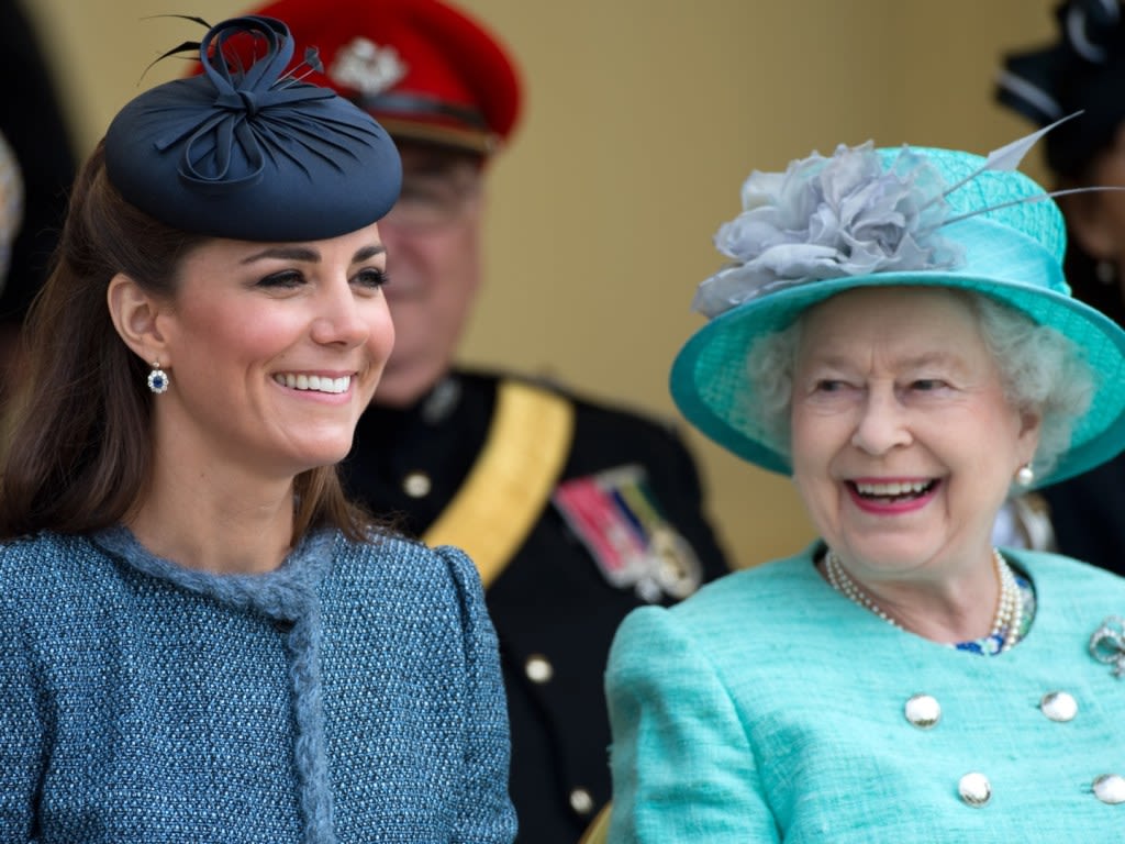 How Kate Middleton’s Personality Made Queen Elizabeth II Change Her Mind About This Royal Lifestyle, New Book Claims