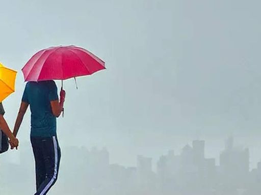 Mumbai Weather: City expected to receive moderate to heavy rainfall today - The Economic Times