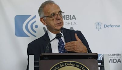 Ministro de Defensa colombiano rechaza la violencia de disidencias contra firmantes de paz