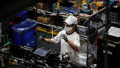Industriales de Argentina advierten de que la actividad manufacturera sigue en caída