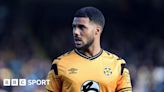 Elias Kachunga: Cambridge United forward signs new one-year deal