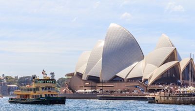 HSBC blocks crypto exchanges in Australia to protect customers | Invezz