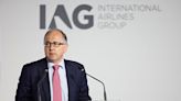 IAG mantiene en el aire la vuelta del dividendo mientras se defiende en Bolsa de la inflación