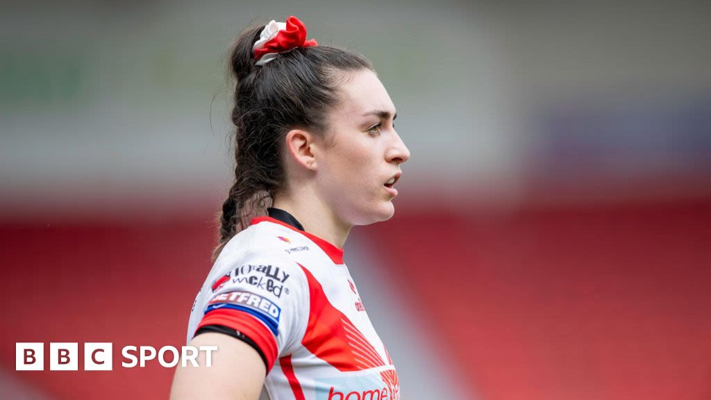 St Helens beat Featherstone to go back top of Women's Super League