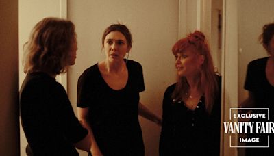 Natasha Lyonne, Elizabeth Olsen, and Carrie Coon Hold Nothing Back in the Wrenching 'His Three Daughters'