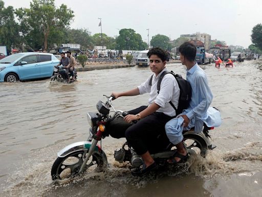Mumbai Rains LIVE Updates: Subways, roads waterlogged as downpour continues