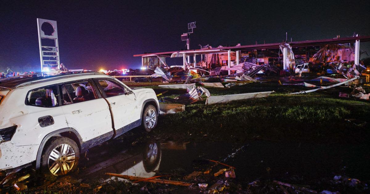 At least 15 dead in Texas, Oklahoma and Arkansas after severe weather roars across region