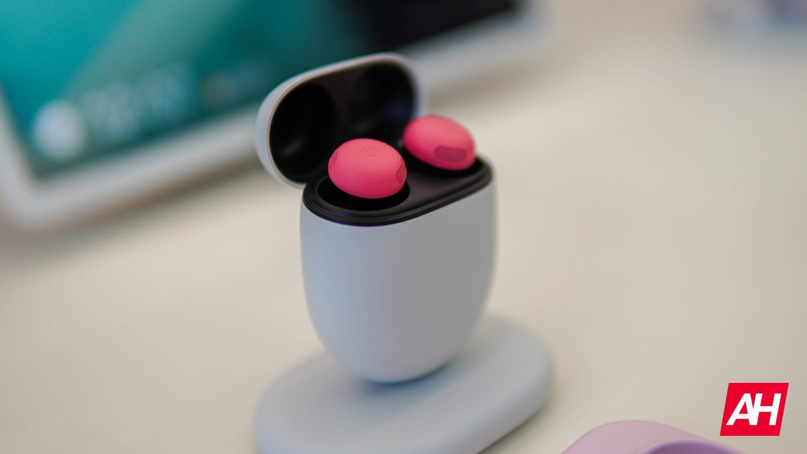 Pre-order the Pixel Buds Pro 2 and get a $30 Amazon GC