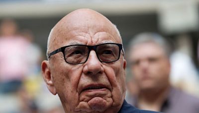 El magnate de los medios de comunicación Rupert Murdoch, de 93 años, se casa por quinta vez