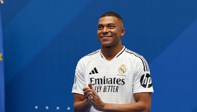 Locura por Mbappé: las camisetas que vende al día el delantero francés