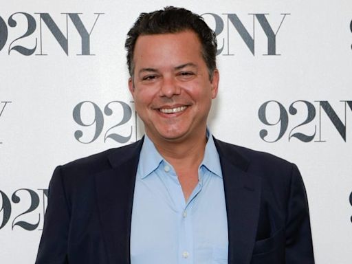 Former CNN personality John Avlon wins Democratic primary in New York