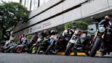 Detienen a 18 motociclistas por agredir a transeúntes en CDMX