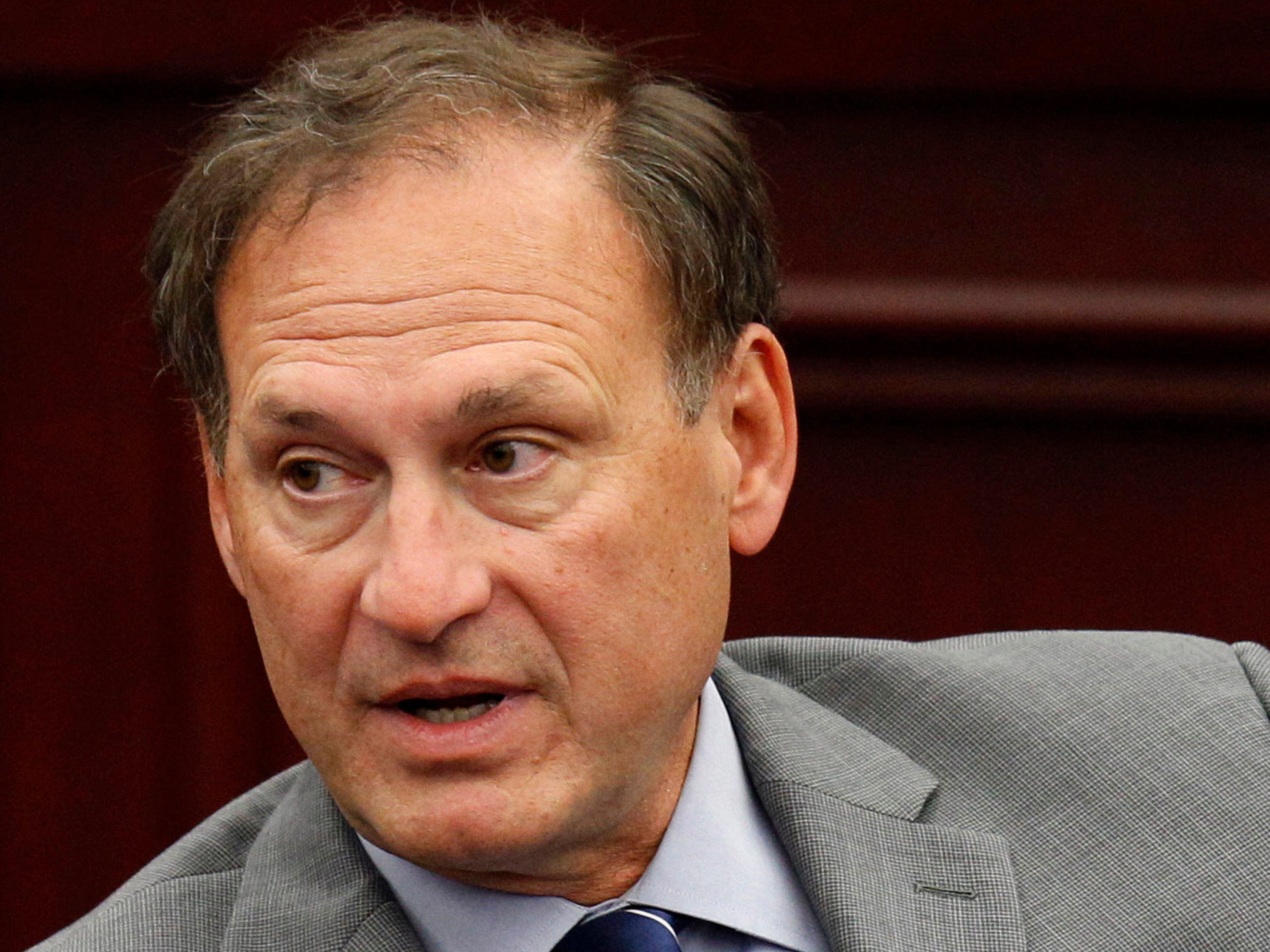 Justice Alito would be disqualified from January 6 cases if he were on a lower court but SCOTUS's rules are 'merely performative,' expert says