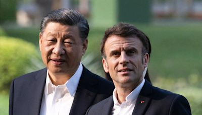 Xi Jinping llega al Palacio del Elíseo para reunirse con Macron y Von der Leyen