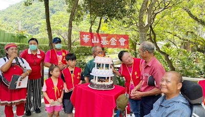 孤老父親節初體驗 華山臺東太麻里站老幼泡腳趣