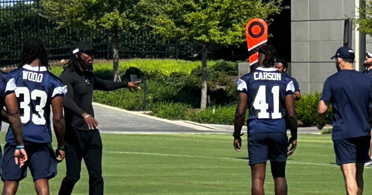 Cowboys Rookies Make 'Huge First Impression' in Minicamp