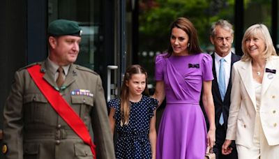 Kate Middleton and Charlotte receive moving standing ovation at Wimbledon