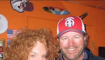 Comedian Carrot Top reflects on his 30-year friendship with Toby Keith