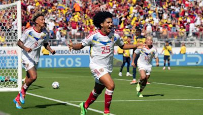 Copa America: Venezuela edge out 10-man Ecuador