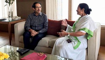 Mamata to meet Uddhav Thackeray, Sharad Pawar, Akhilesh Yadav in Mumbai