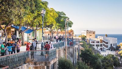 Por las colinas de la chilena Valparaíso