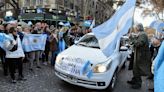 Banderazo "9J": la gente salió a las plazas de todo el país a protestar contra el Gobierno