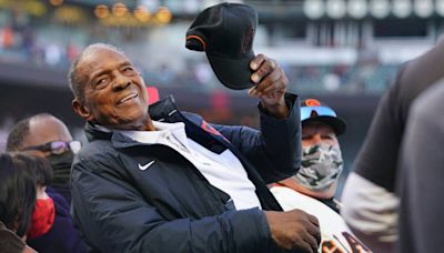 Willie Mays: Sports world reacts to death of ‘Say Hey Kid’