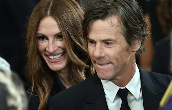 Julia Roberts & Danny Moder's Wimbledon Appearance Quieted the Rumors About Their Marriage