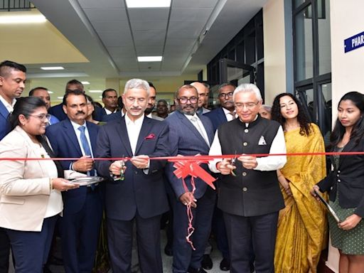 India's First Overseas Jan Aushadhi Kendra Opens In Mauritius