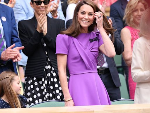 Kate Middleton is a vision as she arrives to the Wimbledon men's final with Princess Charlotte