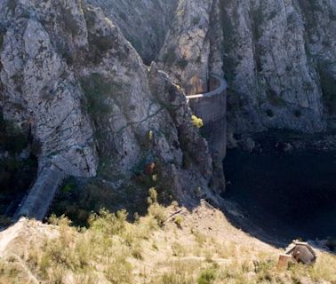 La otra ruta de senderismo que compite con el Caminito del Rey como la más vertiginosa de Málaga