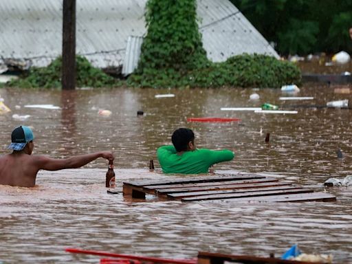 Se agravan las inundaciones en Brasil: hay 31 muertos, 74 desaparecidos y se rompió una represa: “Es el caso más crítico en la historia”